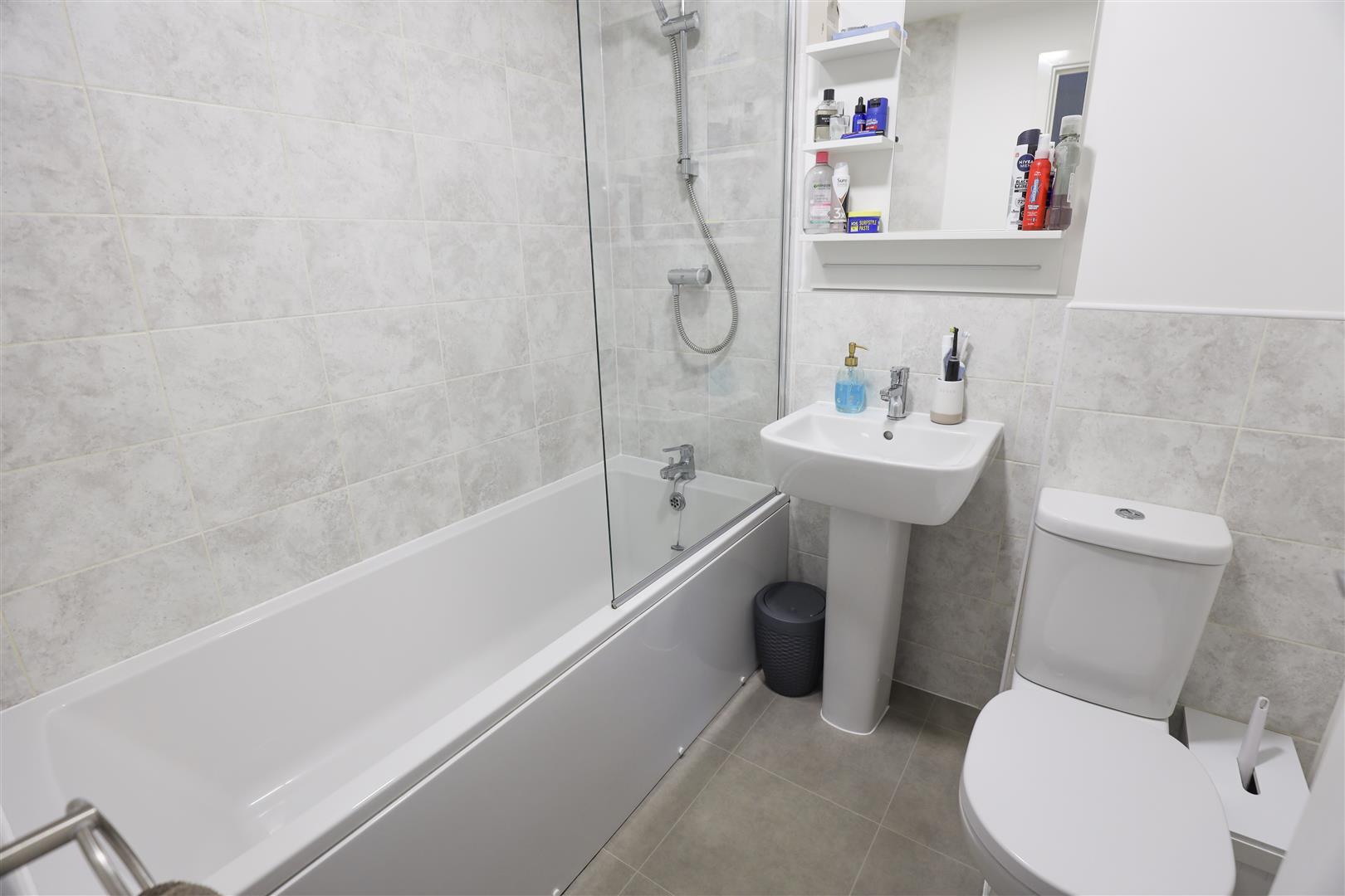 86 Plasnewydd Walk, Llantwit Major, Vale of Glamorgan, CF61 2YZ